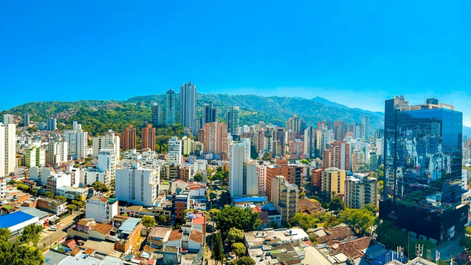 Encuesta que gana Cristian Portilla es falsa